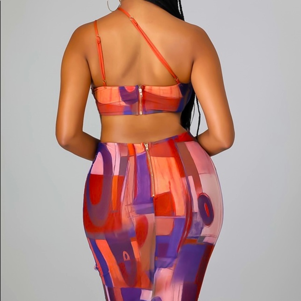Multicolor dress.